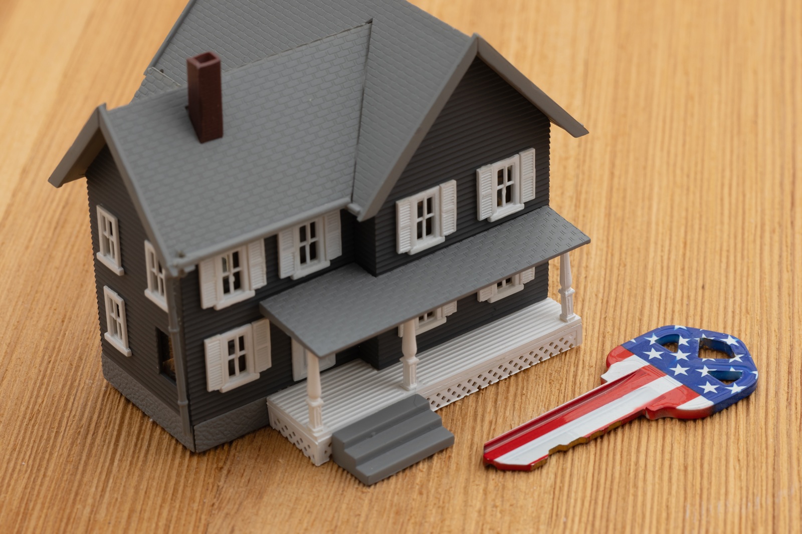 HOA Violations and Unpaid Dues in Jacksonville: How to Sell When Your Association Is in the Way