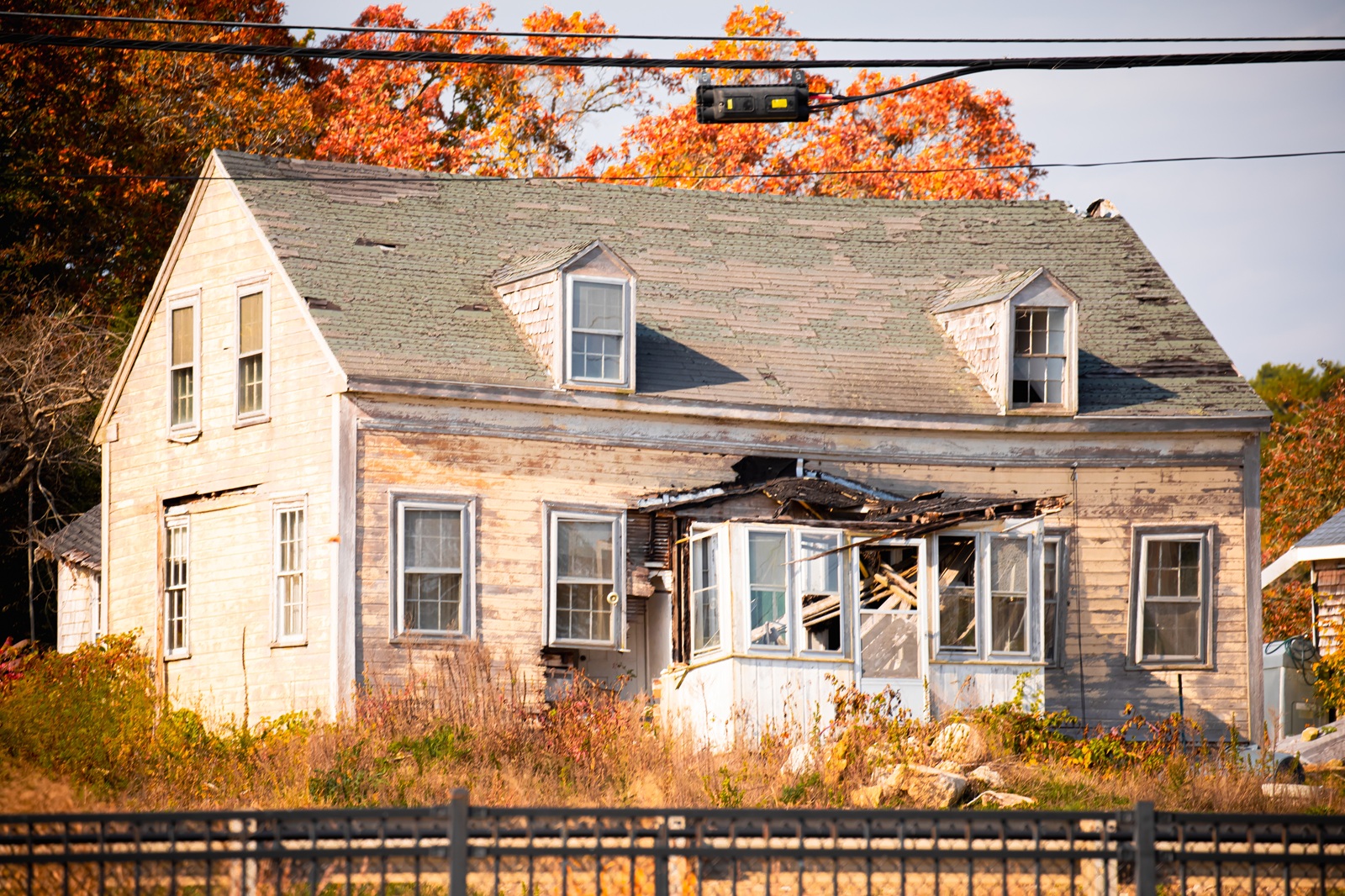 How to Sell a Condemned or Code-Violating Property in Jacksonville Before Enforcement Escalates